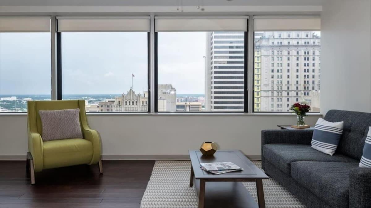 22Nd Fl Bold Cozysuites With Pool, Gym 达拉斯 外观 照片