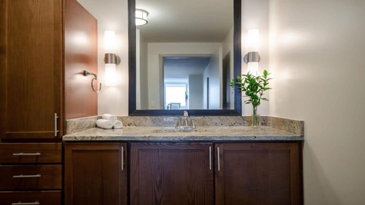 22Nd Fl Bold Cozysuites With Pool, Gym 达拉斯 外观 照片
