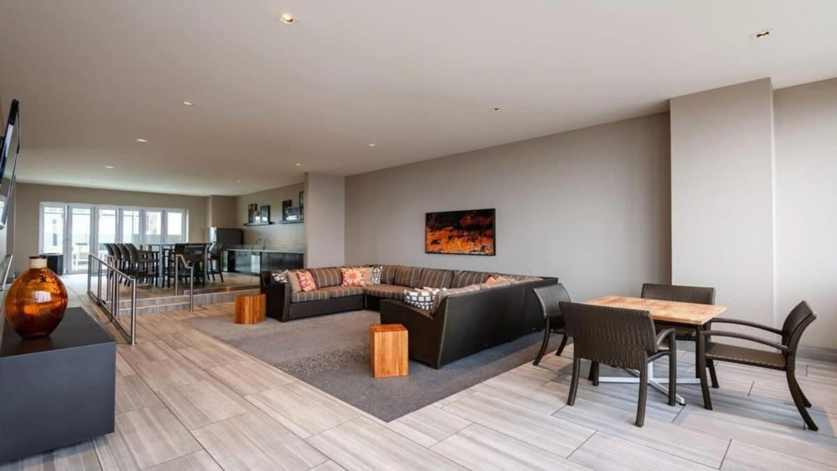 22Nd Fl Bold Cozysuites With Pool, Gym 达拉斯 外观 照片